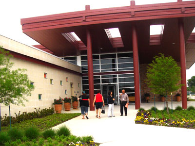 An image of Irving Health Center provides primary health care for low-income residents in Irving, Texas.
