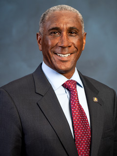 Image of Christopher Bourne