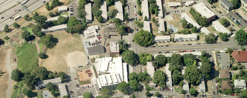 Aerial photograph of the original Yesler Terrace housing complex before redevelopment.