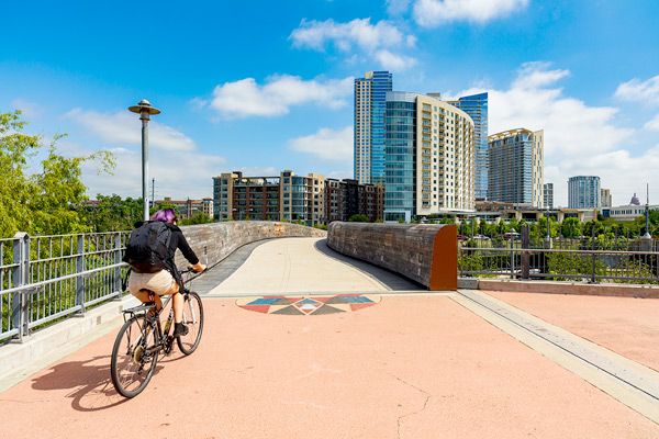 Creating Walkable and Bikeable Communities Trending image