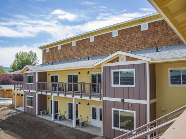 Image of a multifamily apartment building.