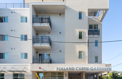 The New Rolland Curtis Gardens Preserves and Expands Transit-Adjacent Affordable Housing in Los Angeles