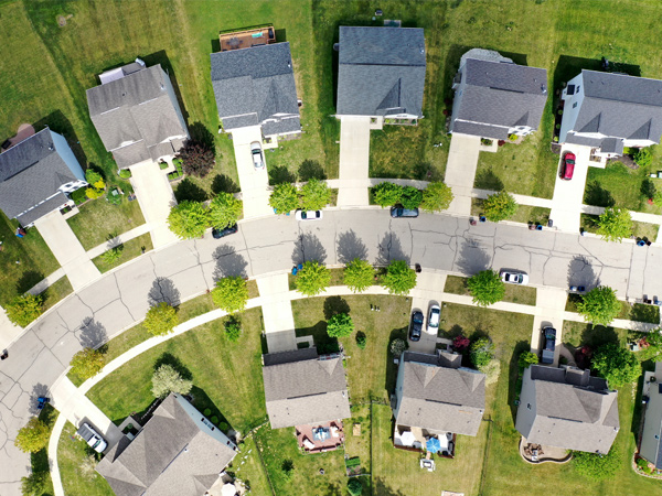  Aerial view of houses in a neighborhood.