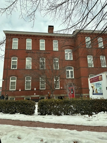 Front of the Central Union Mission building.